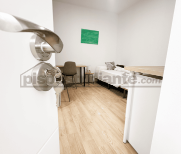 CAD178 – PISO CADIZ CENTRO 4 HABITACIONES CON BAÑOS PRIVADOS